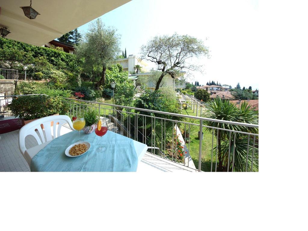 Ai Colli B&B Salo Ruang foto