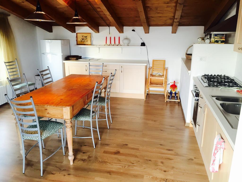 Ai Colli B&B Salo Ruang foto