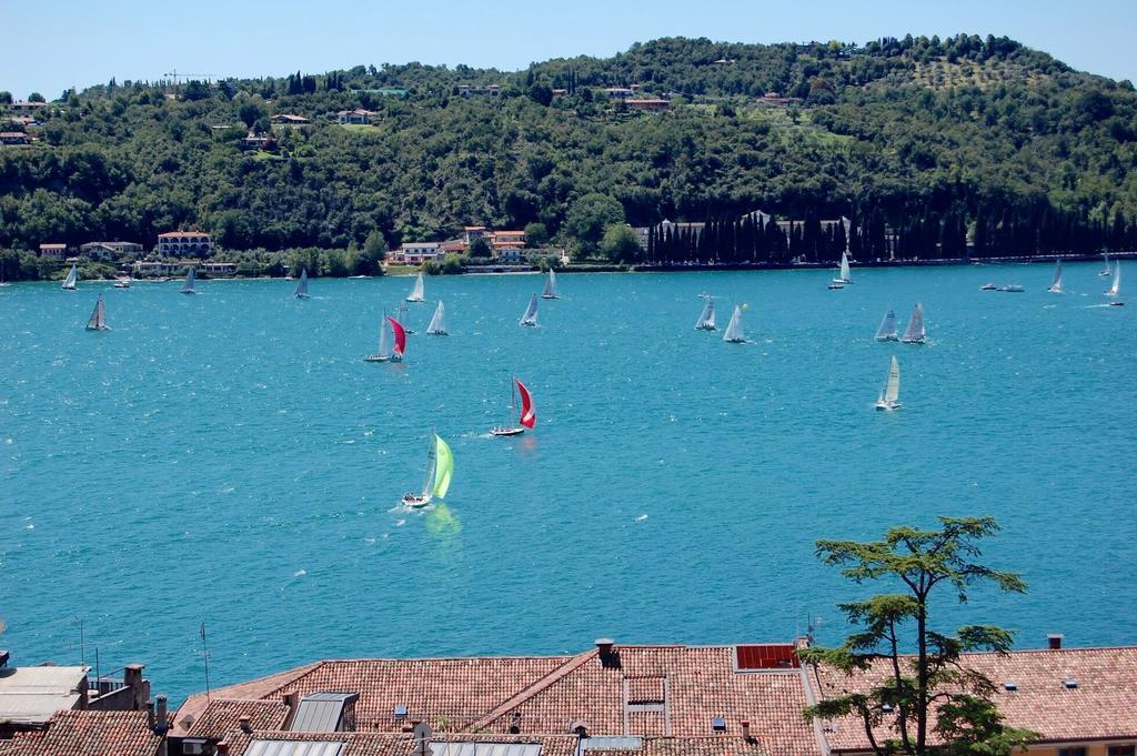 Ai Colli B&B Salo Ruang foto